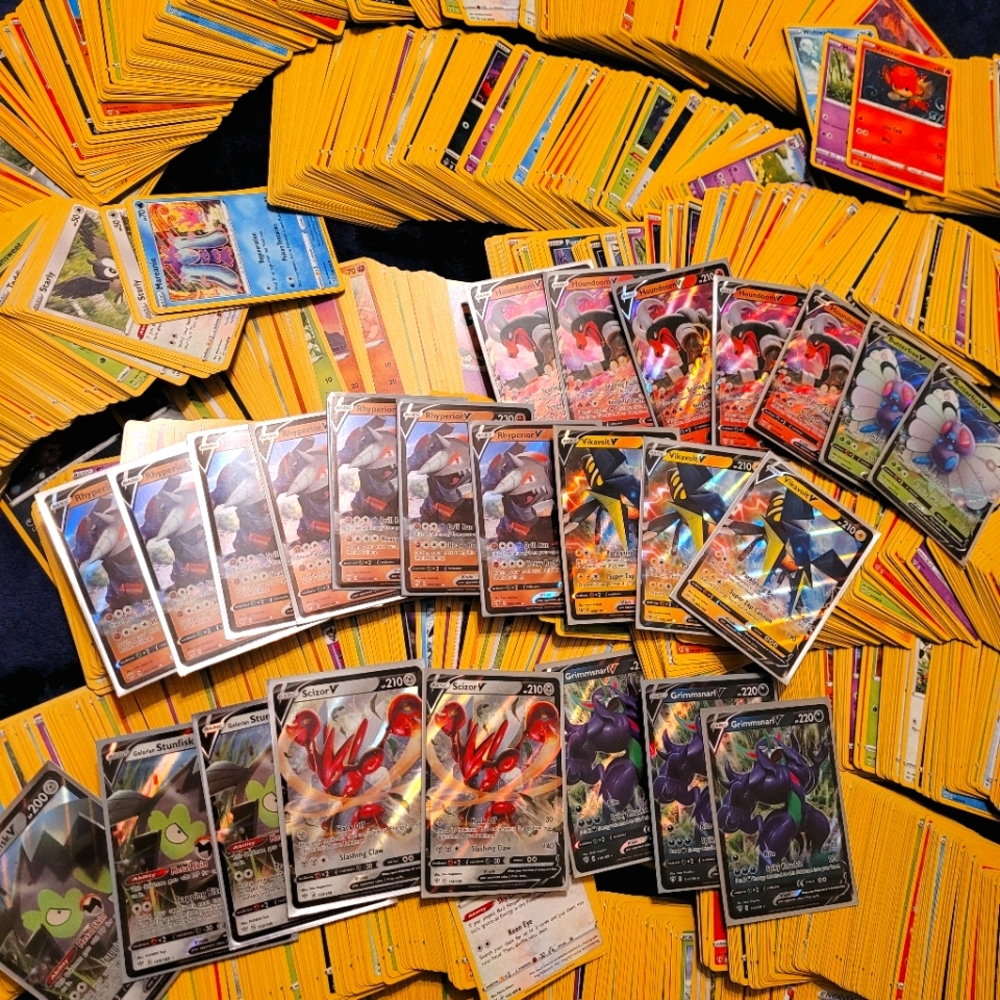 Pokémon Lot - GIANT - With rare / holo and ULTRA